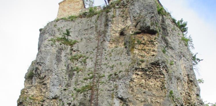 Katshki Pillar